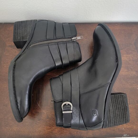 Born BOC‎ Black Booties Ankle Sz 8 Payton BR0026403 Block Heel Buckle Leather - Picture 7 of 16